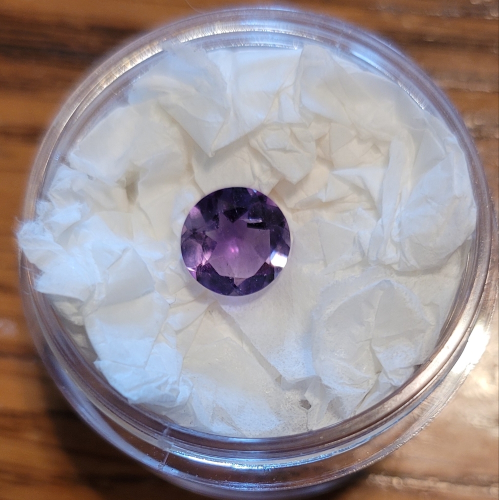 2 full Ct loose Amethyst stone